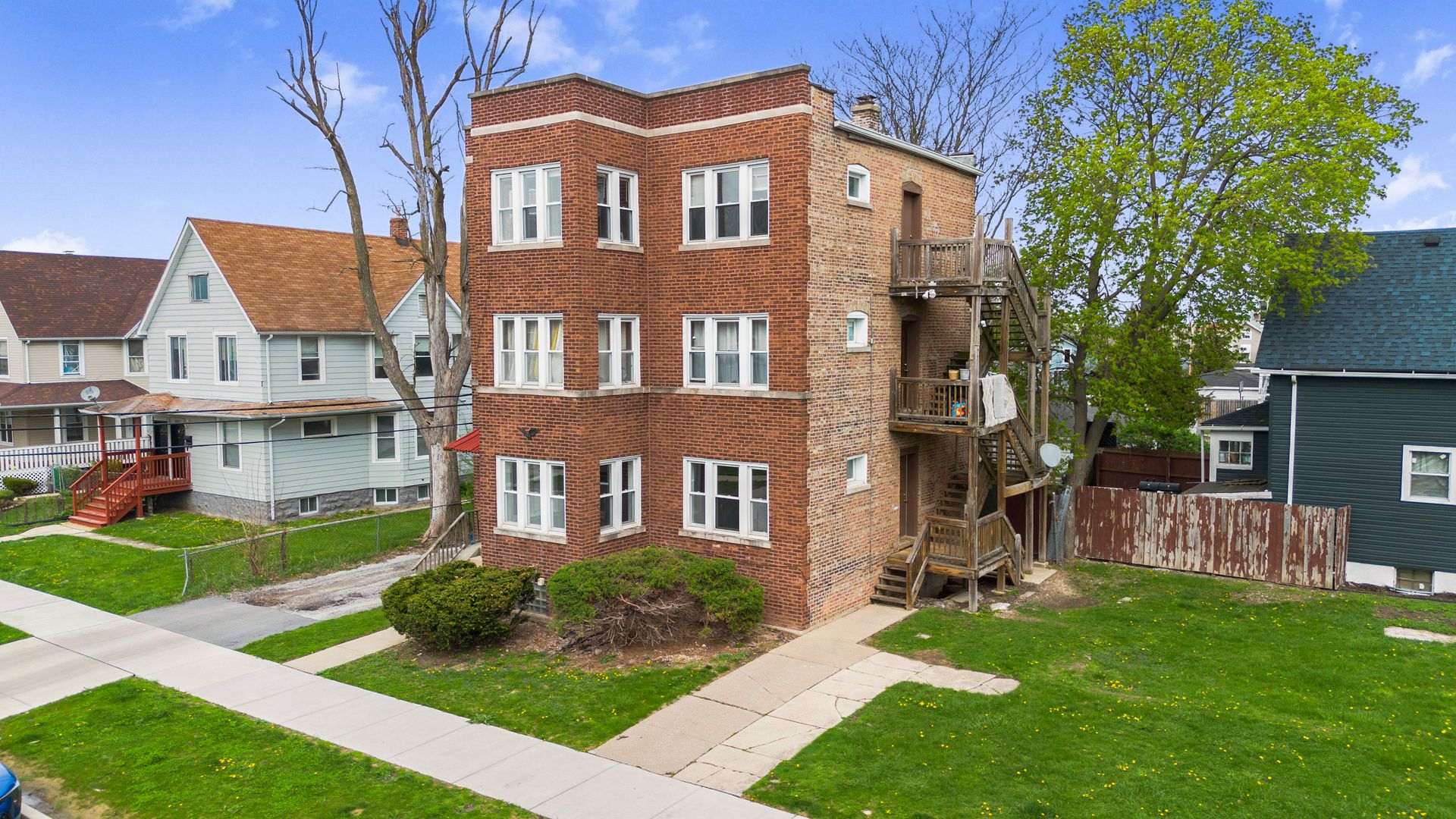 1665 Aberdeen Street — Chicago Heights, IL 60411