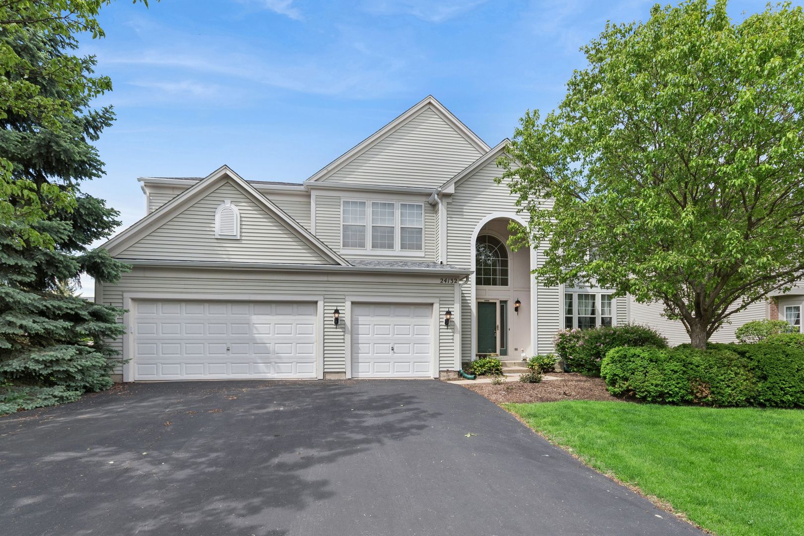 24132 Norfolk Lane — Plainfield, IL 60585
