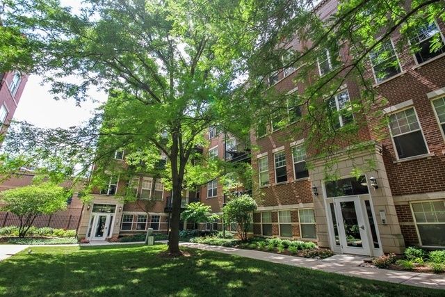 305 SCOTT Street, Chicago, IL 60610