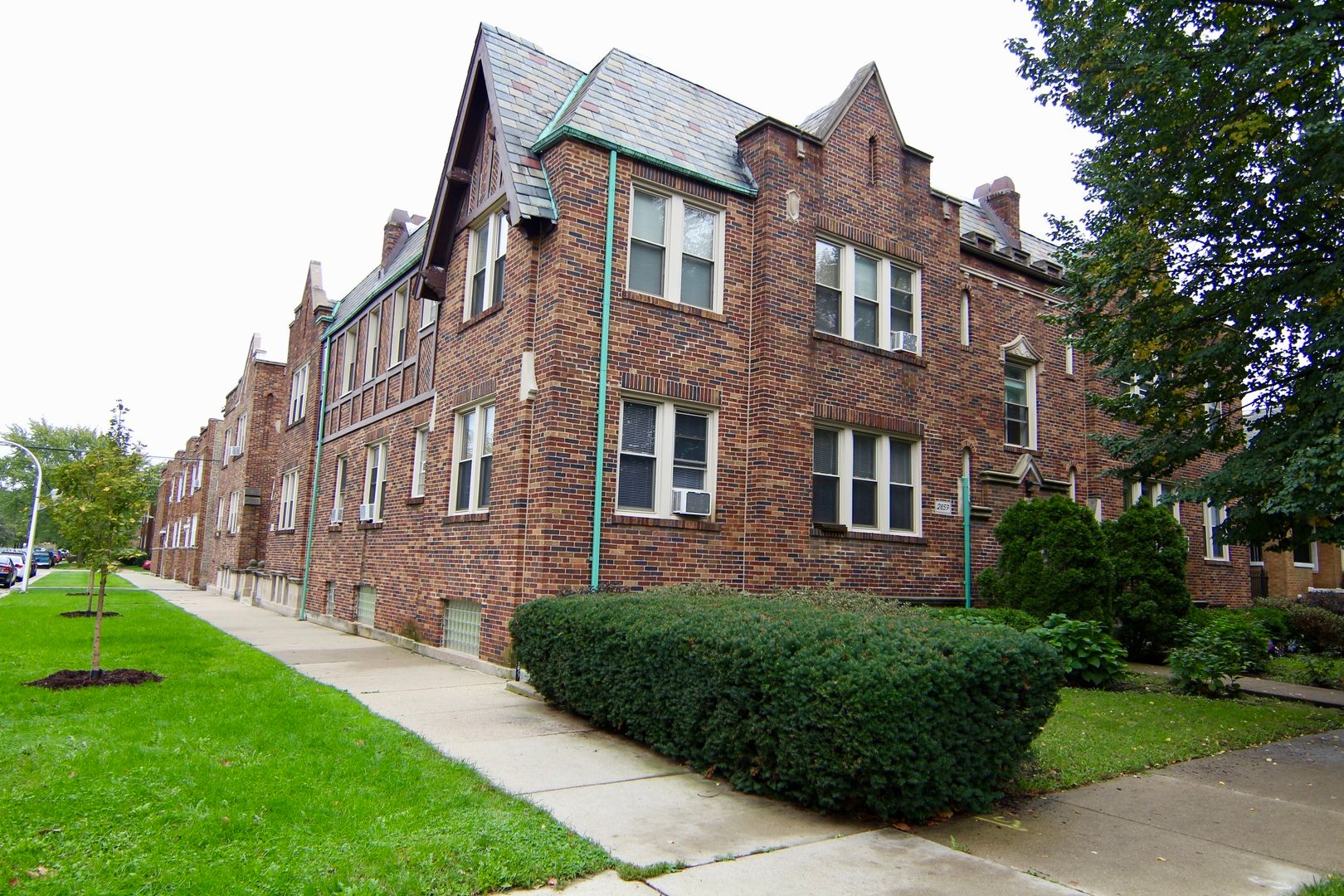2859 Kostner Avenue — Chicago, IL 60641