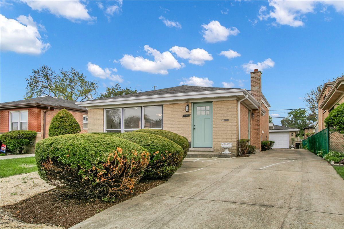 1073 W 108th Street — Chicago, IL 60643