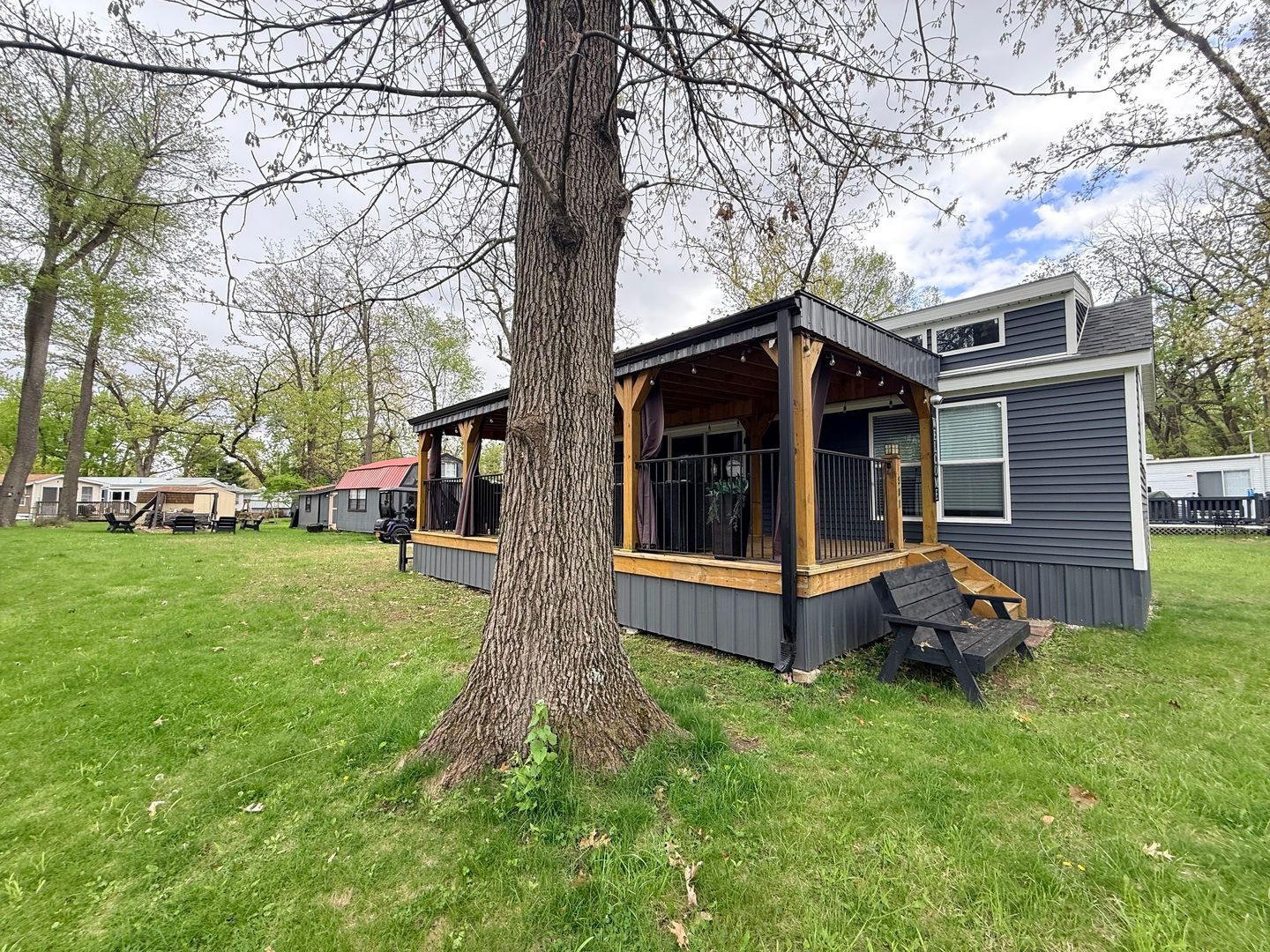 5-81 Woodhaven Lakes — Sublette, IL 61367