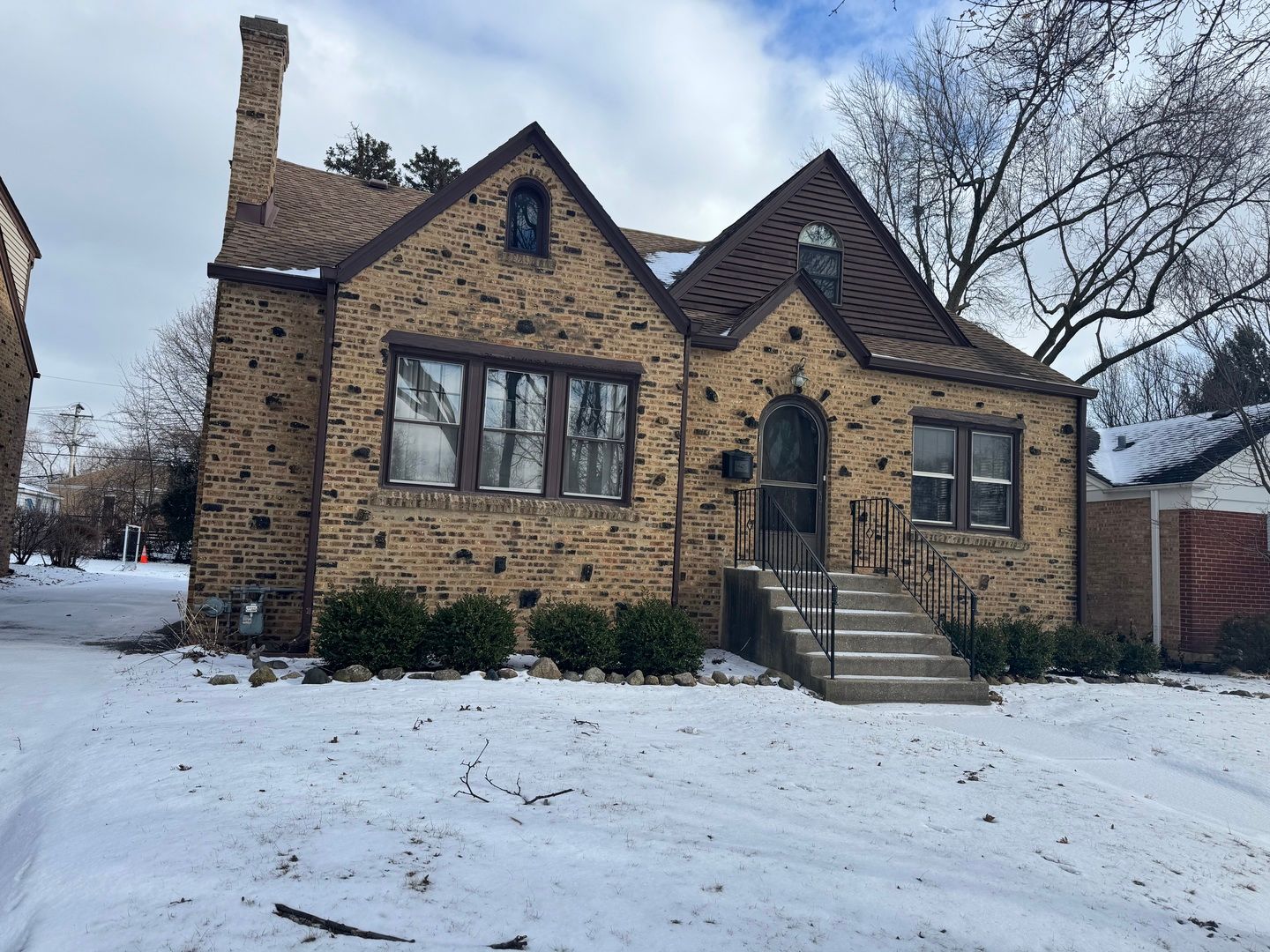 21 S Glenwood Street — Palatine, IL 60067