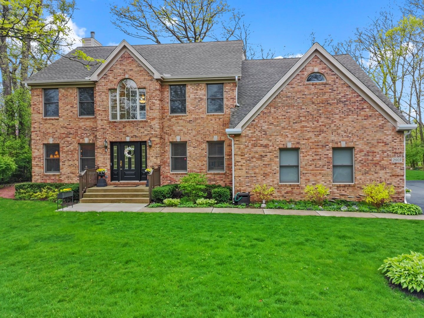 2803 Rose Avenue — McHenry, IL 60050