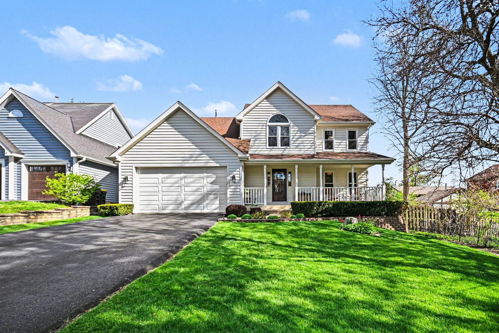 22W450 Cherry Lane — Glen Ellyn, IL 60137