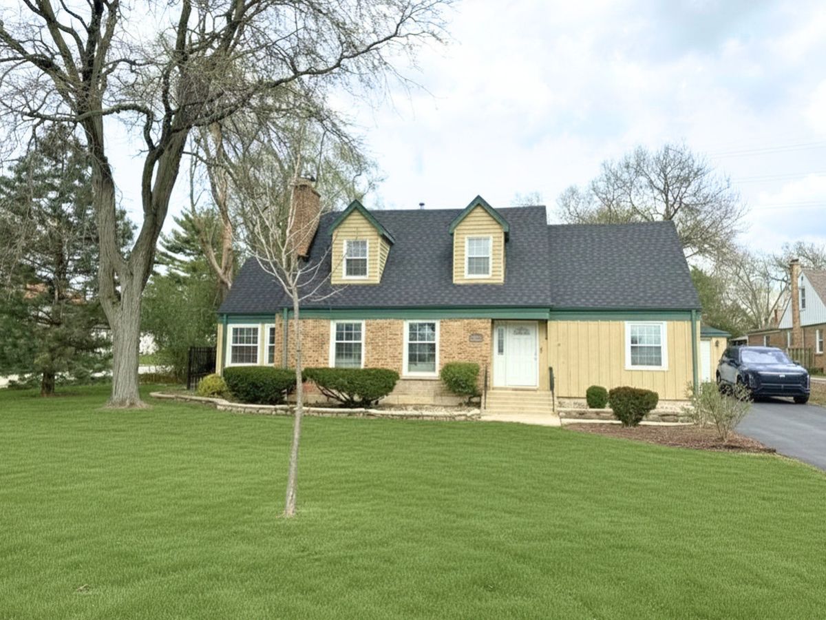 0S611 Cedar Avenue, Elmhurst, IL 60126