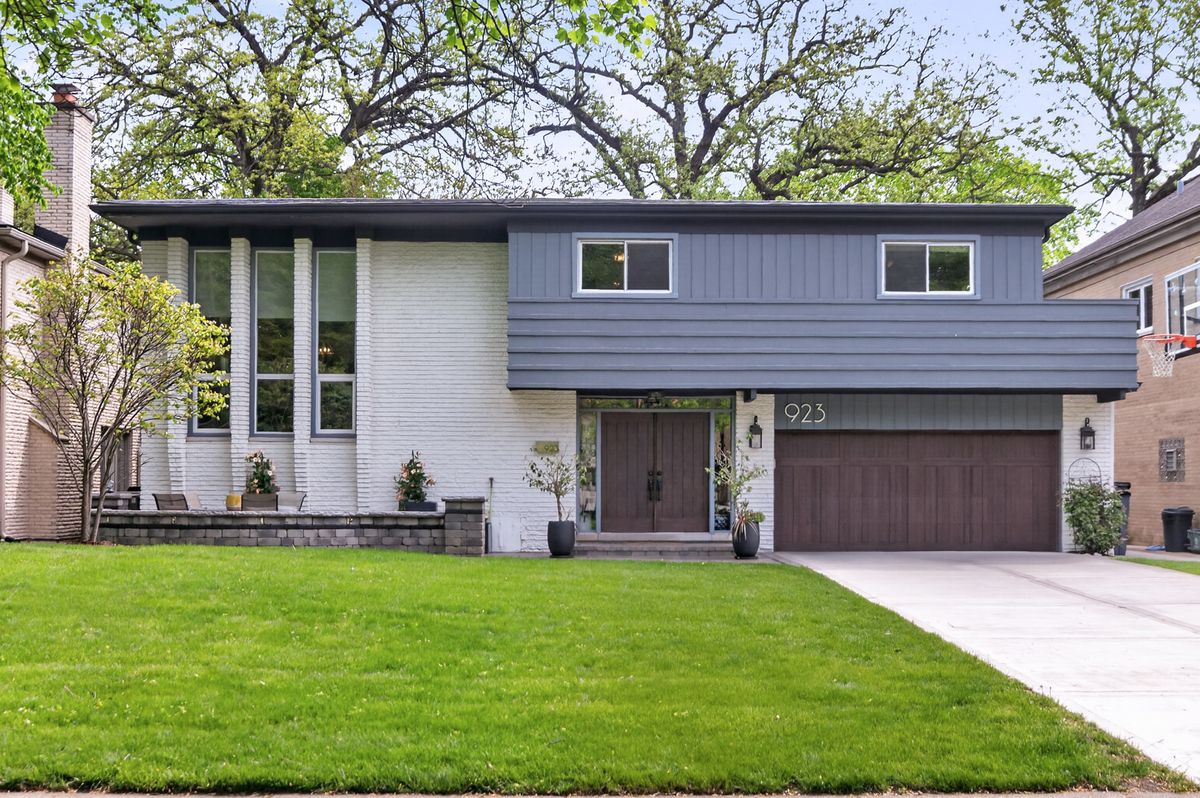 923 Park Avenue, River Forest, IL 60305