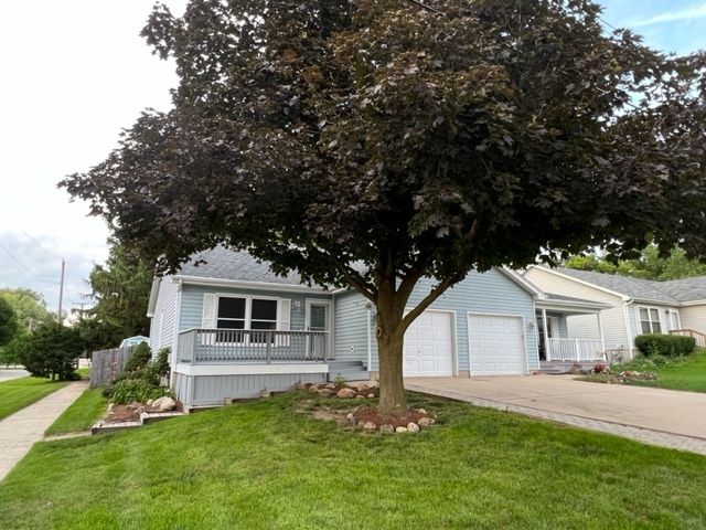 603 Willow Street, Maple Park, IL 60151