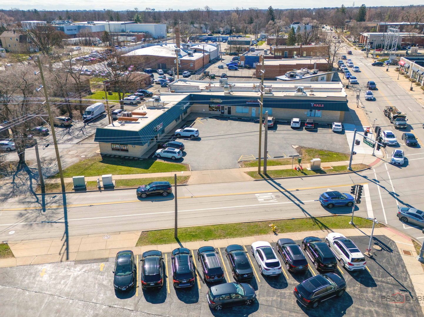 4951-5003 Fairview Avenue — Downers Grove, IL 60515