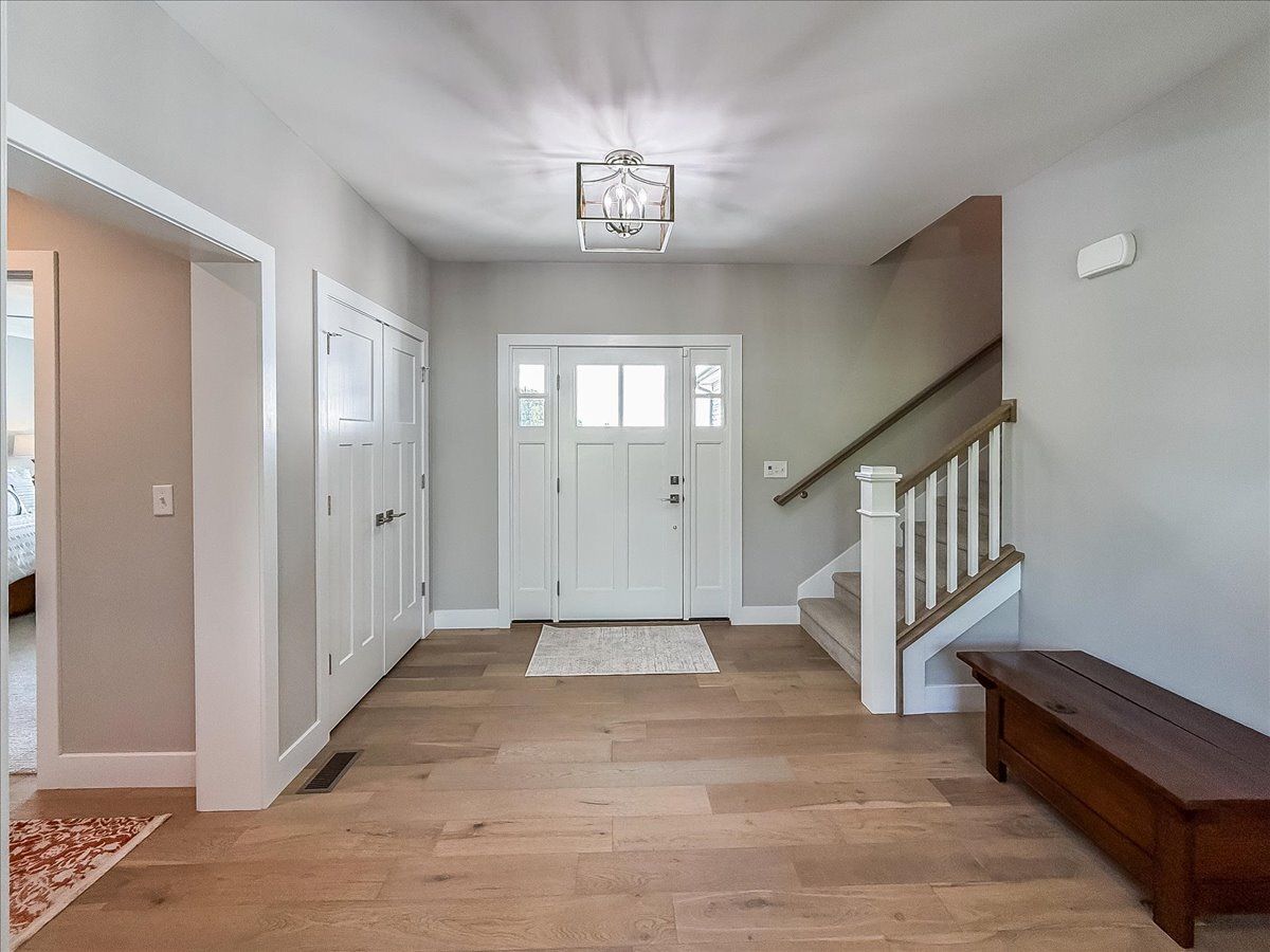 506 Silver Lake Court, Savoy, IL 61874
