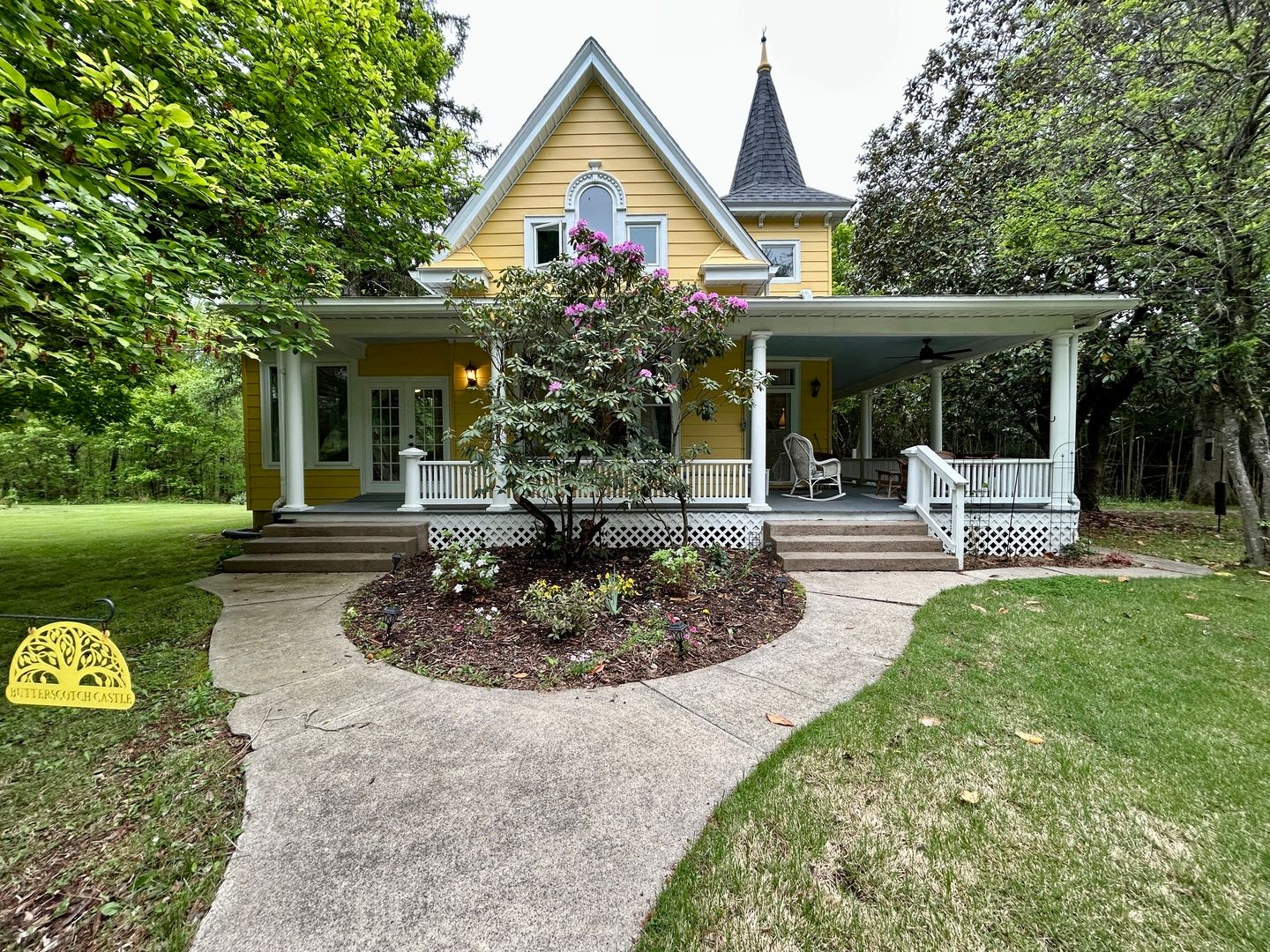 7695 Old Highway 51 N — Cobden, IL 62920
