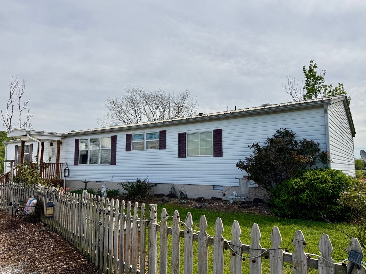 2025 Central Hill Road, Grantsburg, IL 62943