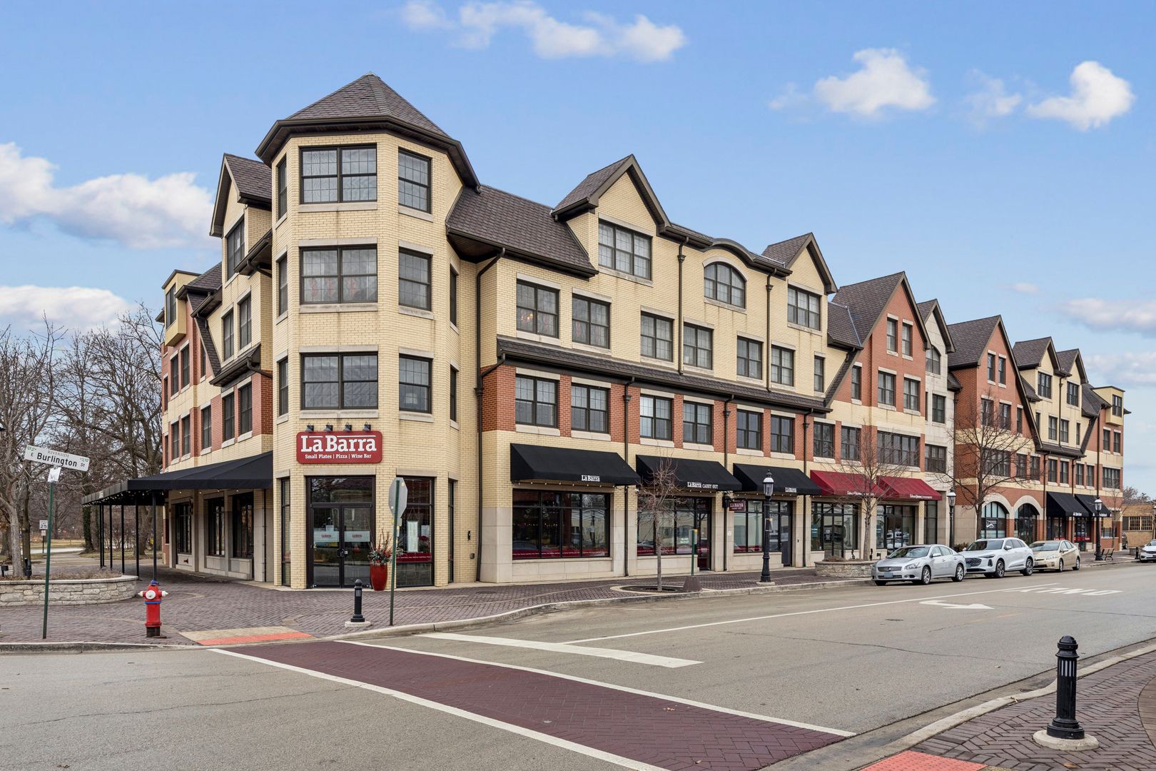 10 E Burlington Street #2J — Riverside, IL 60546
