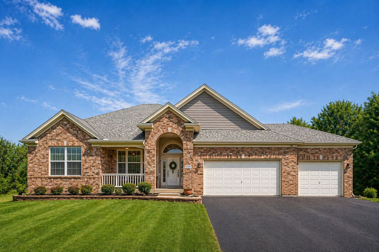 1235 Mallard Lane — Hoffman Estates, IL 60192