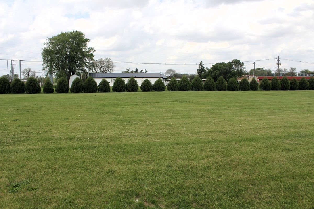 28 Liberty Lane, Clinton, IL 61727