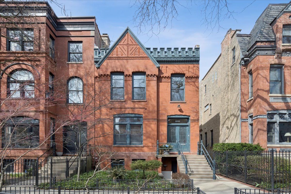 2232 Dayton Street, Chicago, IL 60614