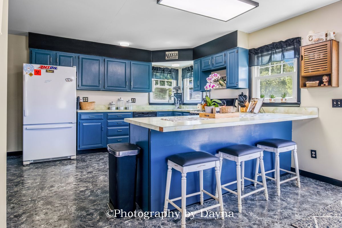 250 W Frontage Street, Sheldon, IL 60966