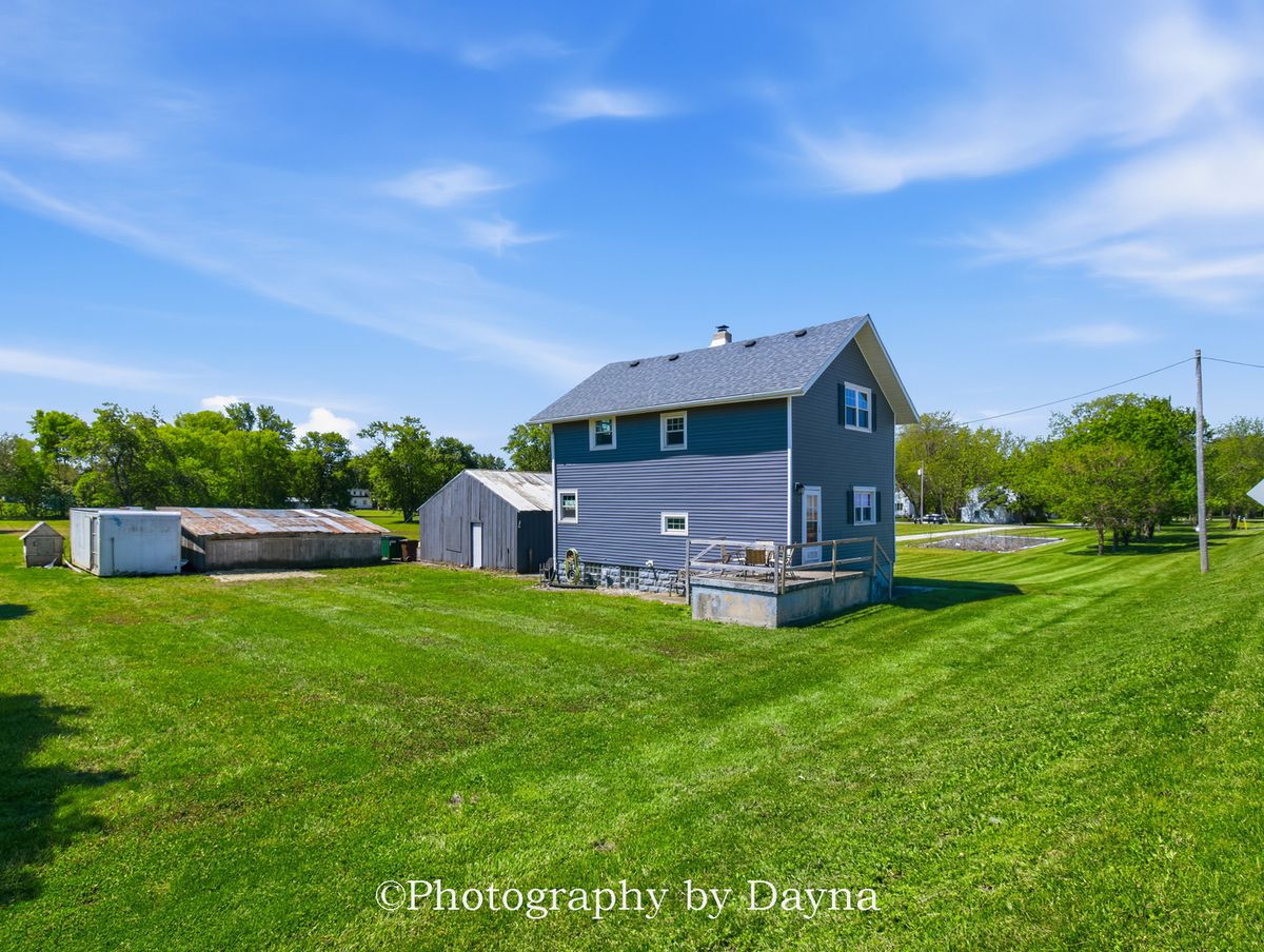 250 W Frontage Street, Sheldon, IL 60966