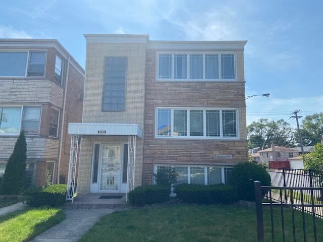 5556 Central Avenue, Chicago, IL 60630