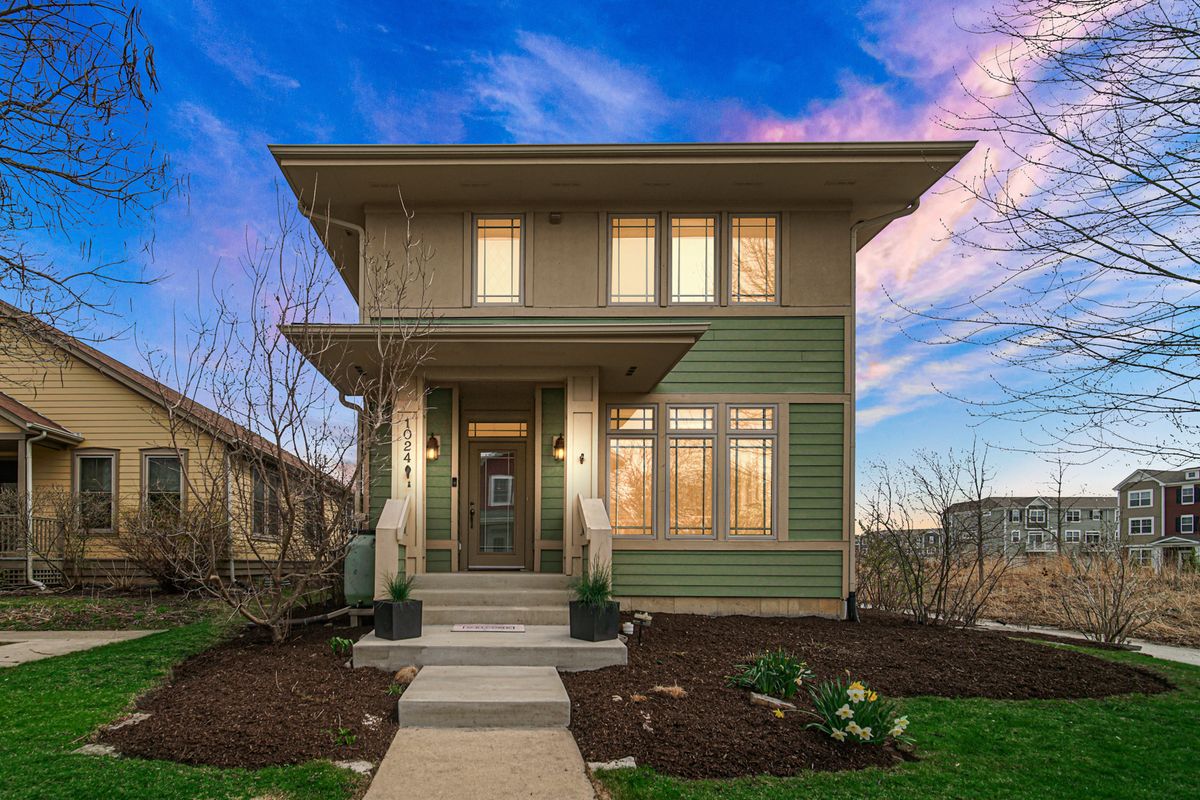 1024 Harris Road, Grayslake, IL 60030