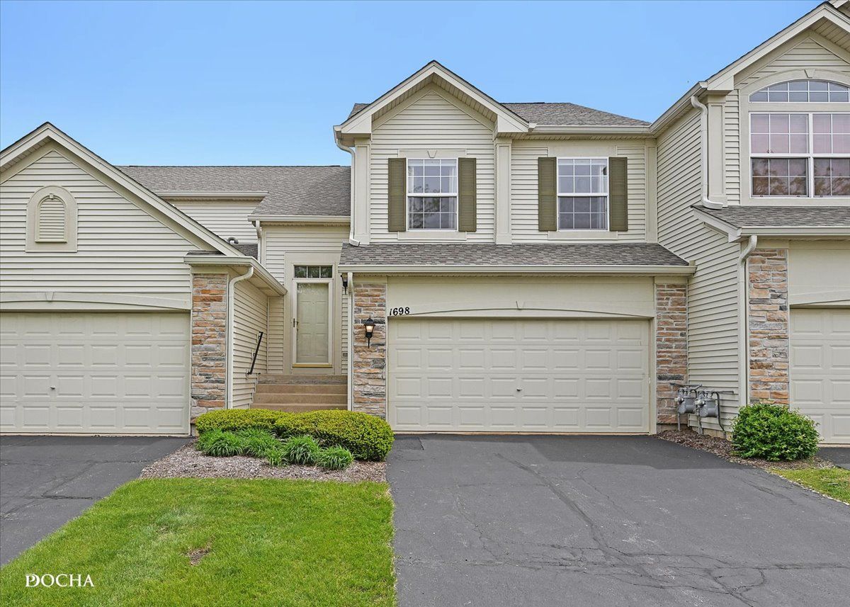 1698 FREDERICKSBURG Lane, Aurora, IL 60503