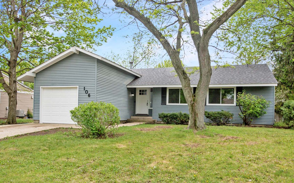 106 Foxcroft Road, Naperville, IL 60565