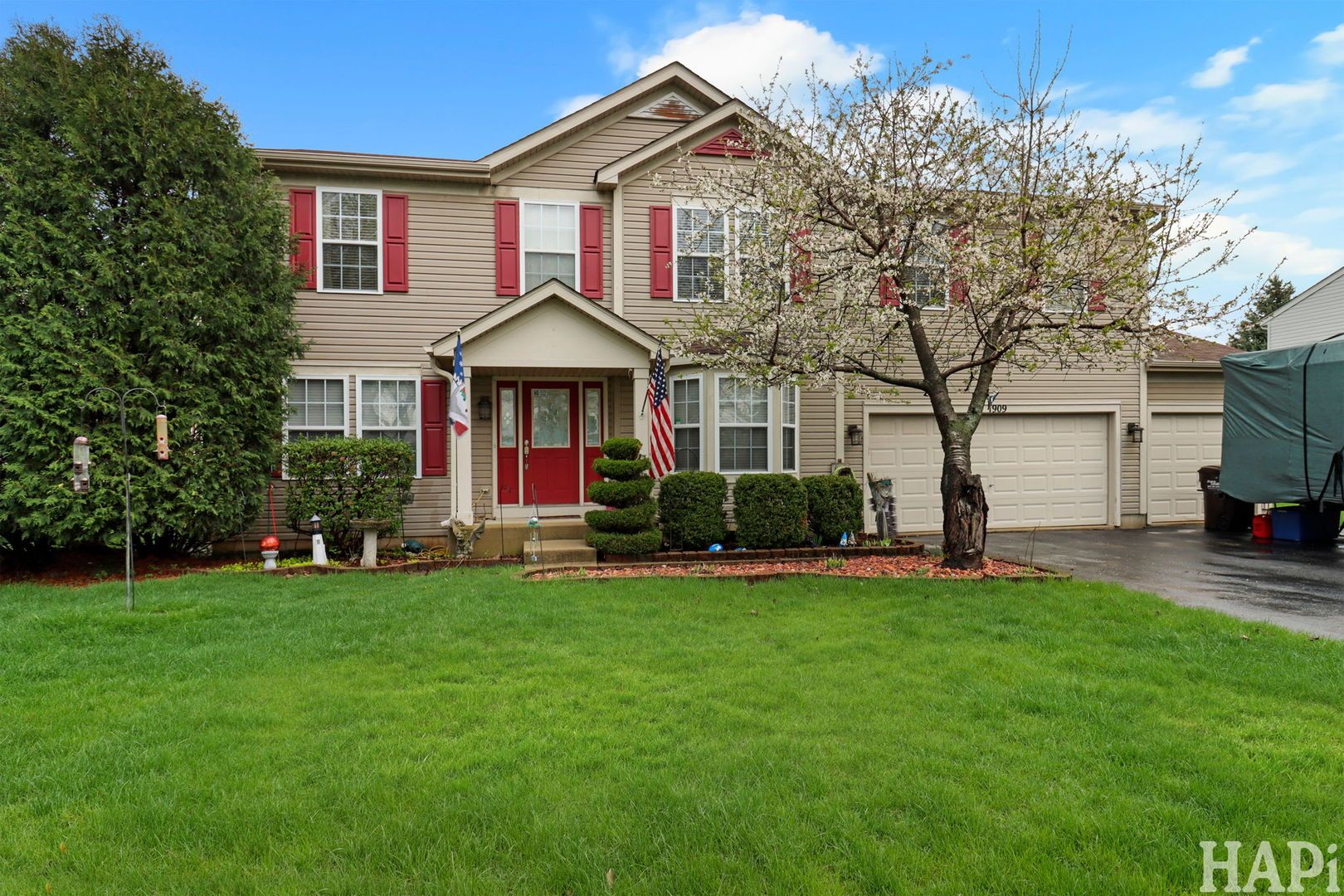 1909 Hemlock Drive — McHenry, IL 60050