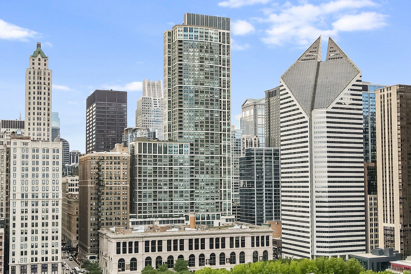 130 N Garland Court #1803 — Chicago, IL 60602