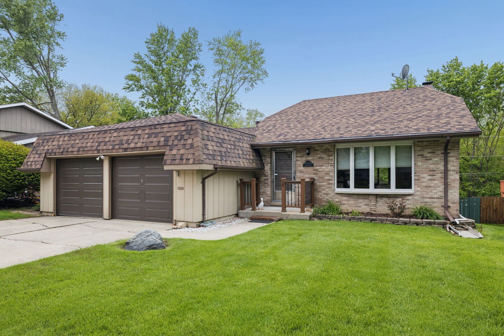 1005 Valley Lane — Lockport, IL 60441