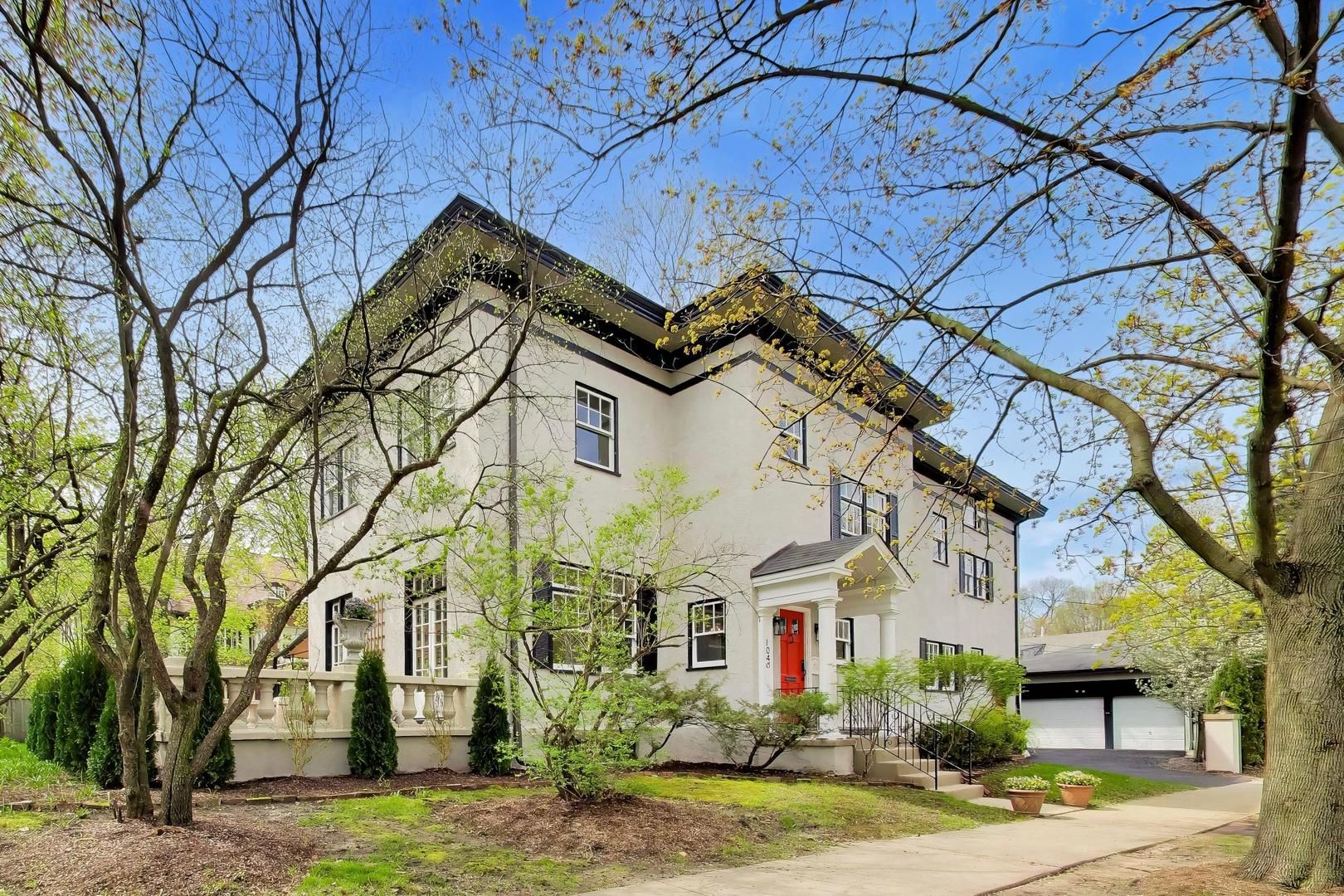 1046 Ridge Street — Evanston, IL 60202