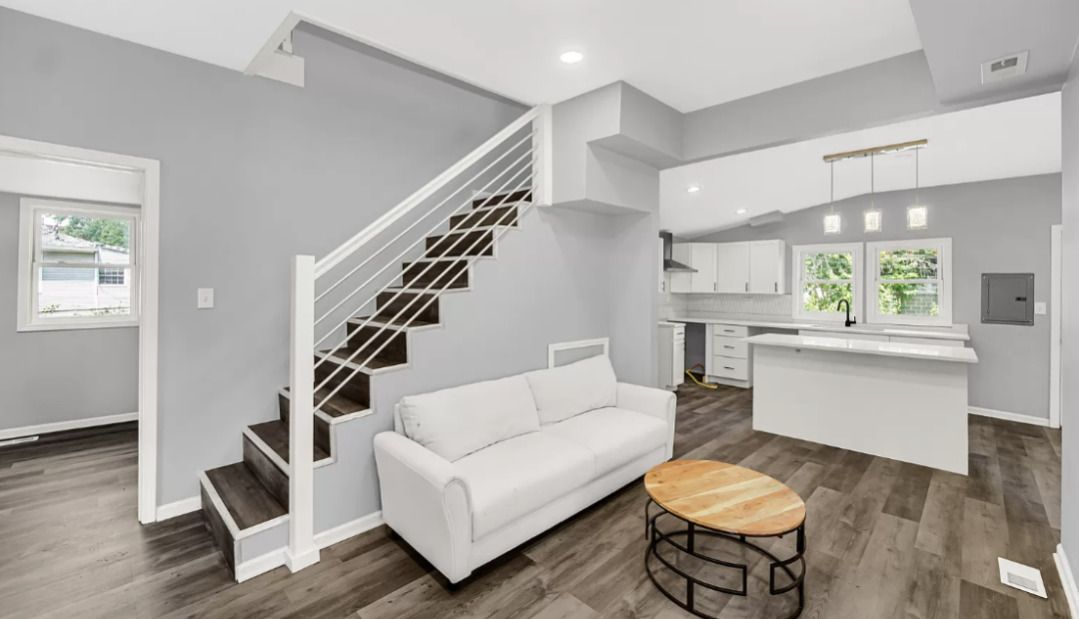 15343 8th Avenue, Phoenix, IL 60426