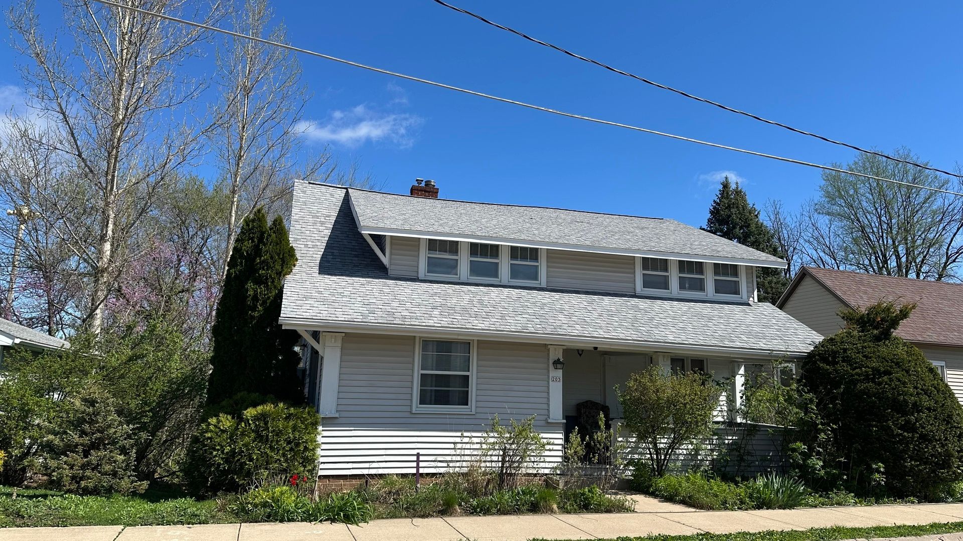 203 Monroe Street — Hanover, IL 61041