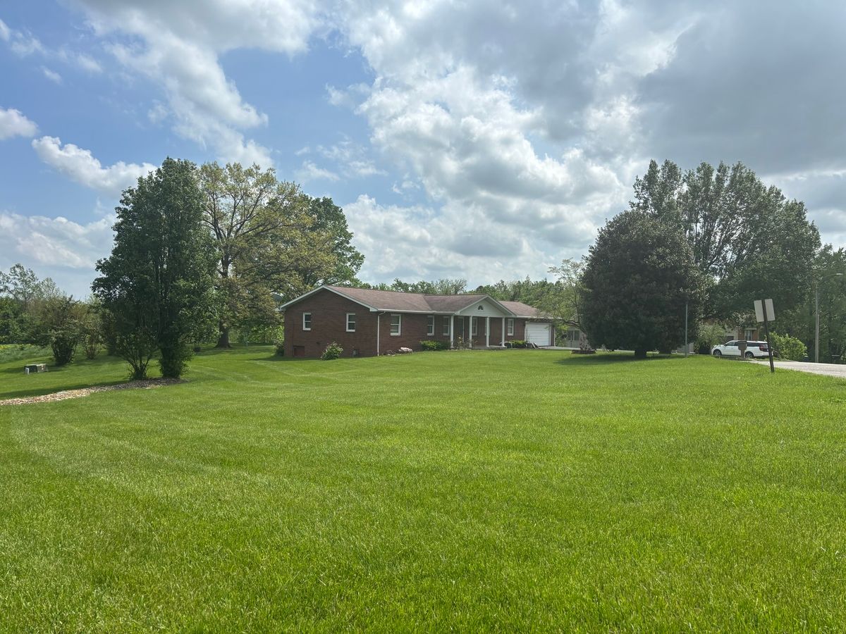 208 Holly Terrace, Anna, IL 62906