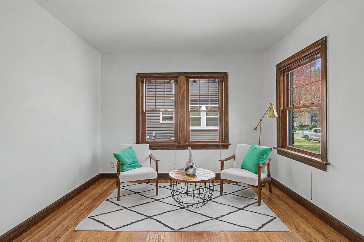 2163 10th Street Place, East Moline, IL 61244