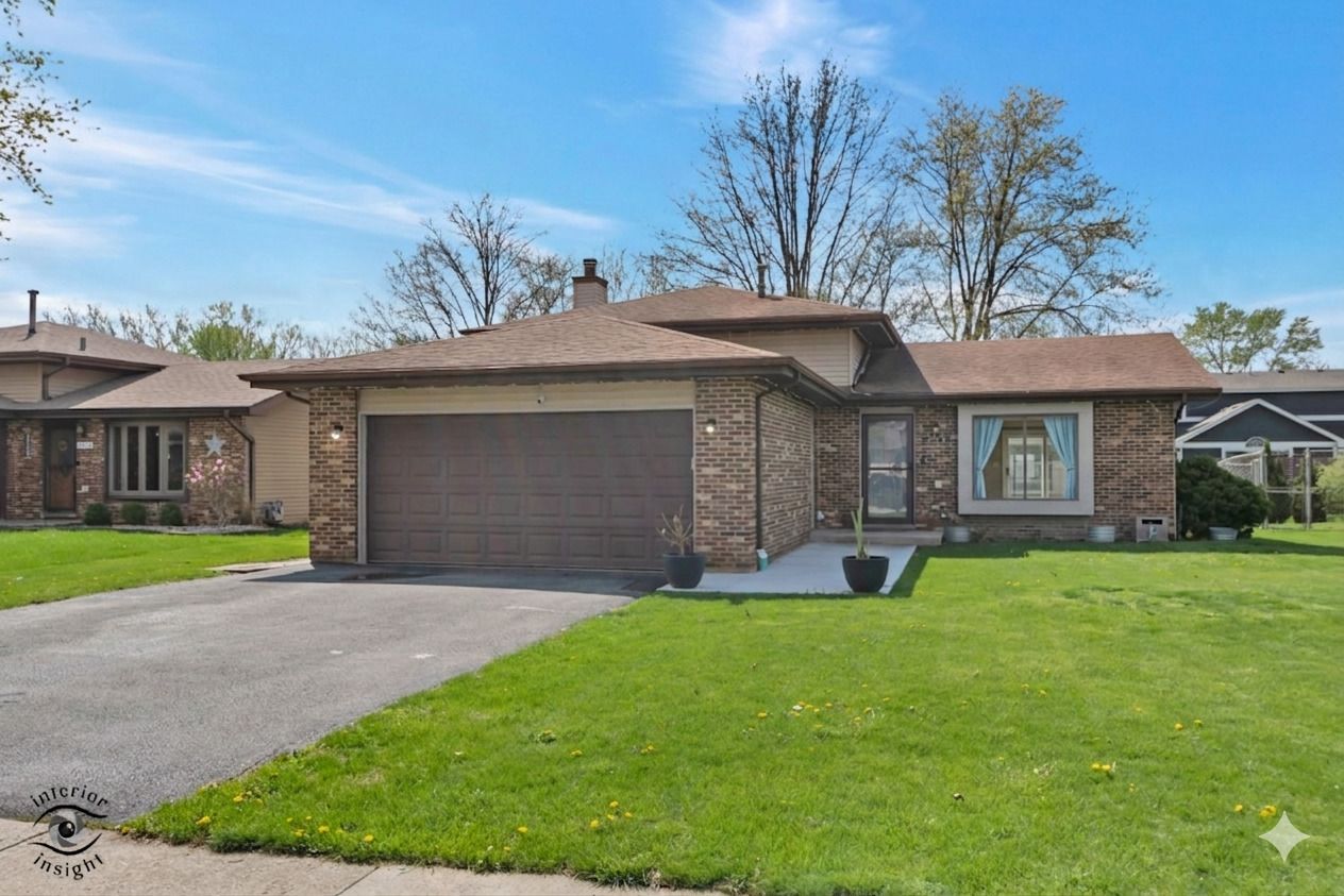 2413 Kerry Winde Drive — New Lenox, IL 60451