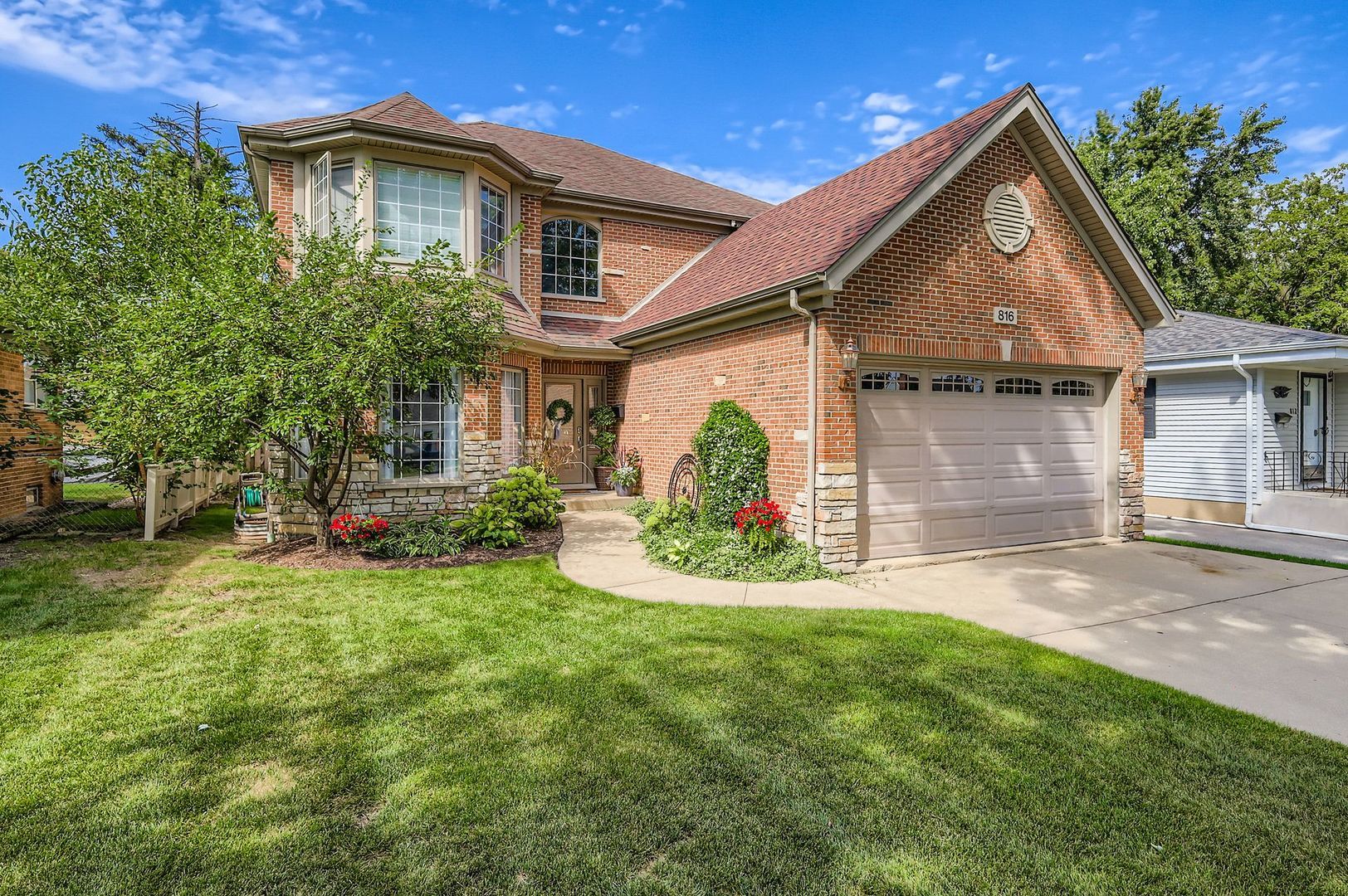 816 S Spring Road — Elmhurst, IL 60126