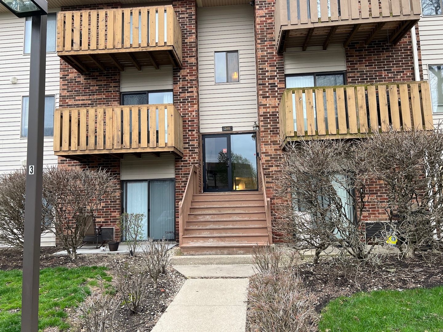 746 Prescott Drive #205 — Roselle, IL 60172
