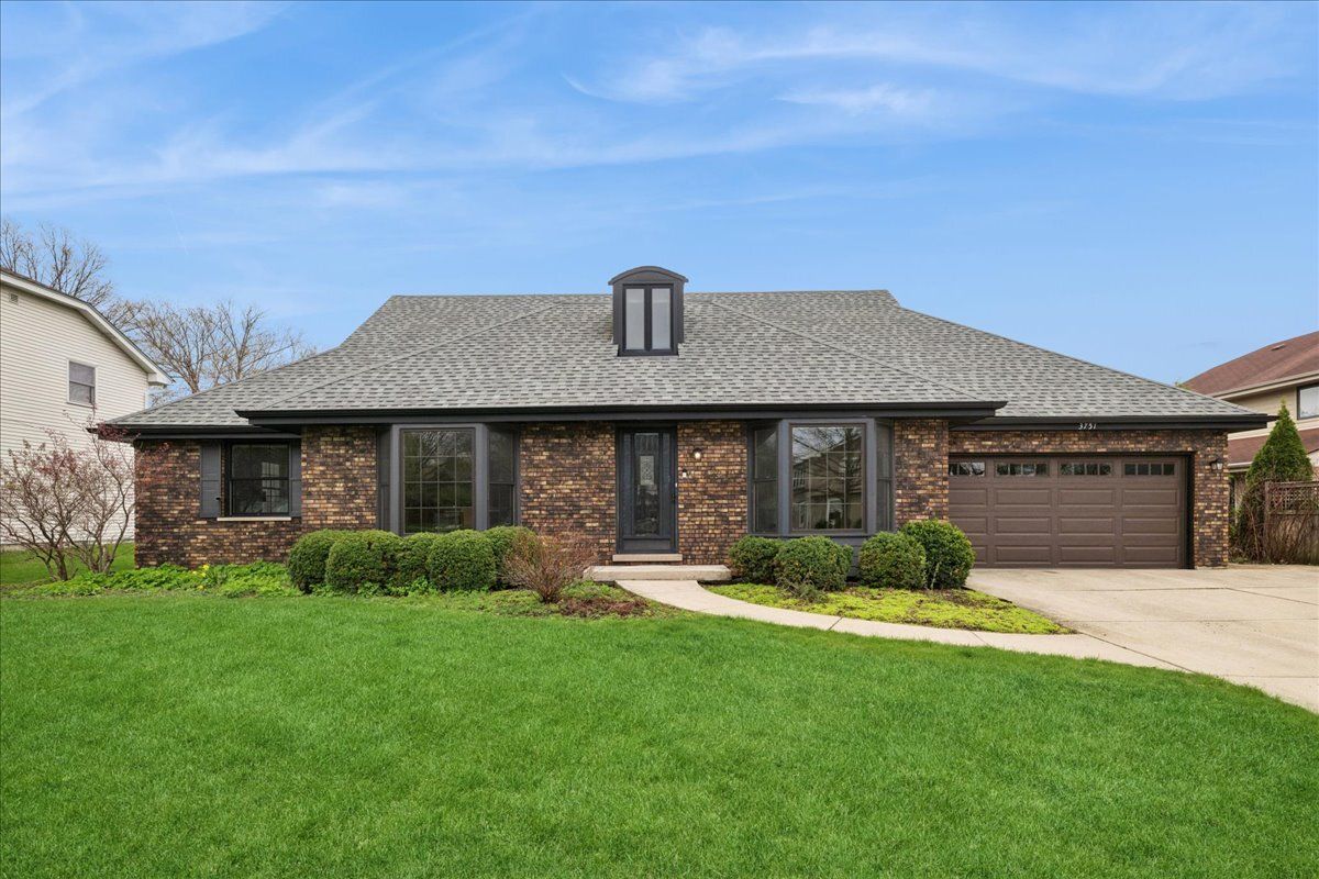 3751 Charles Drive, Northbrook, IL 60062