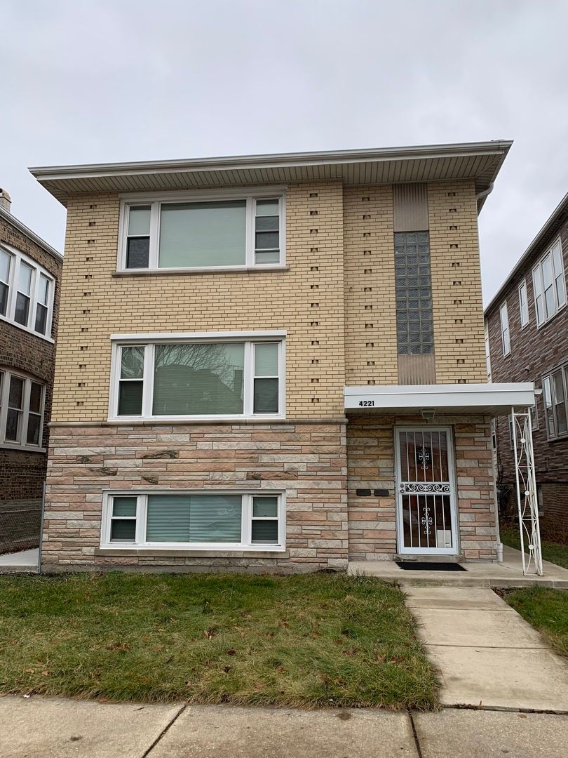 4221 S Mozart Street #G — Chicago, IL 60632