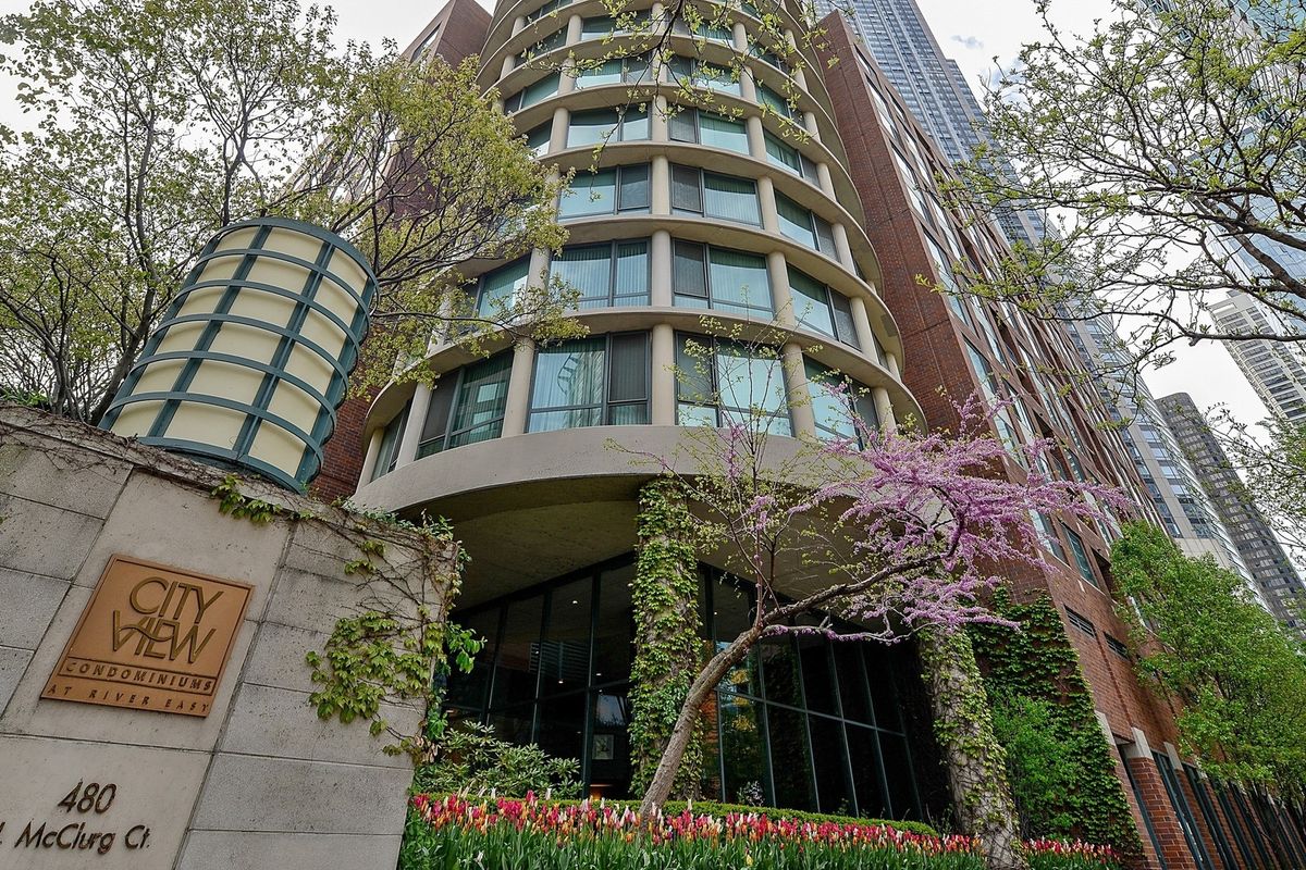 480 McClurg Court, Chicago, IL 60611