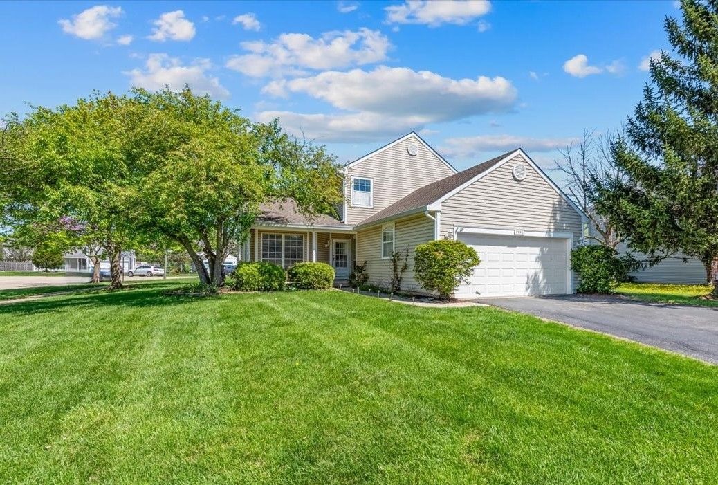 1990 WILDWOOD Lane — Hanover Park, IL 60133