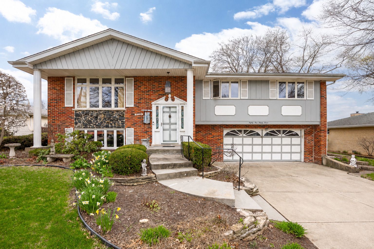 8537 Walnut Avenue — Orland Park, IL 60462