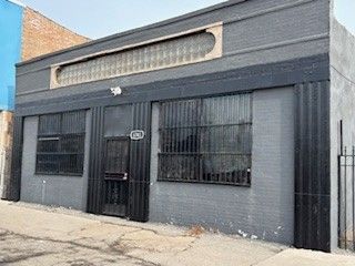 6743 S Western Avenue — Chicago, IL 60636