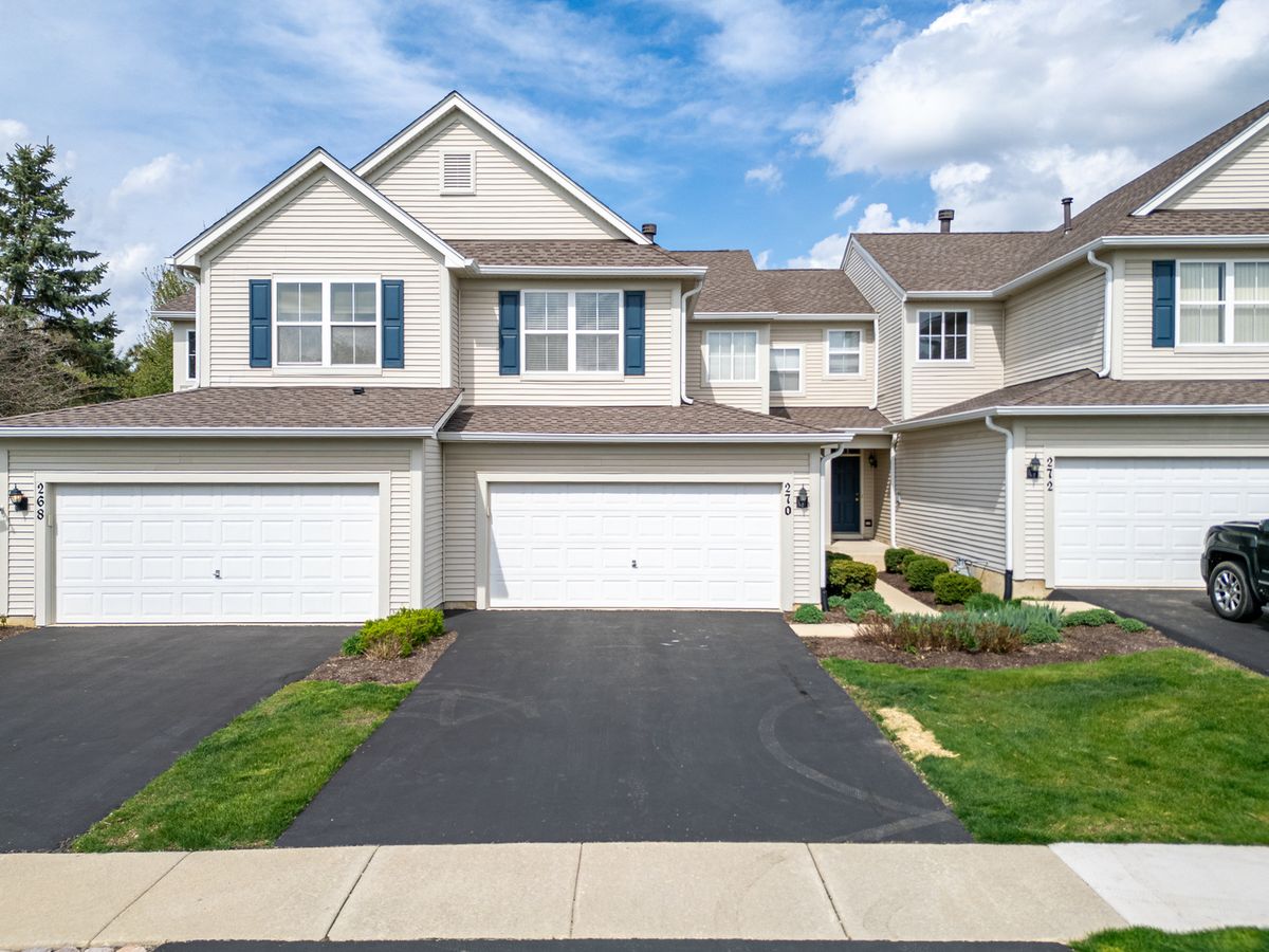 270 Grand Ridge Road, St. Charles, IL 60175