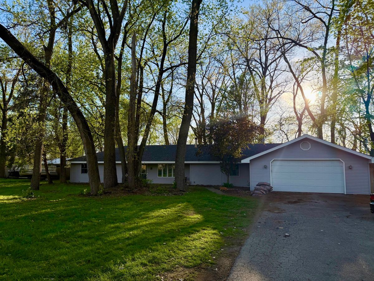 1555 Rollin Lane, Coal City, IL 60416