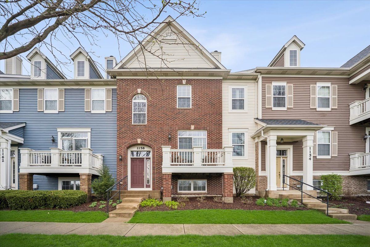 1158 Orangery Court — Carol Stream, IL 60188