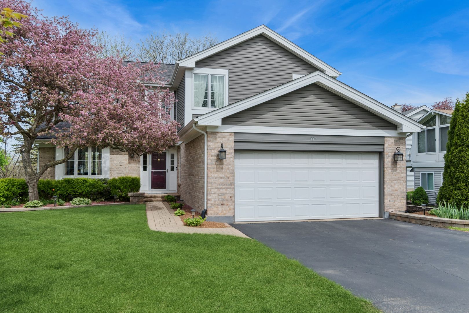 550 Rose Lane — Bartlett, IL 60103