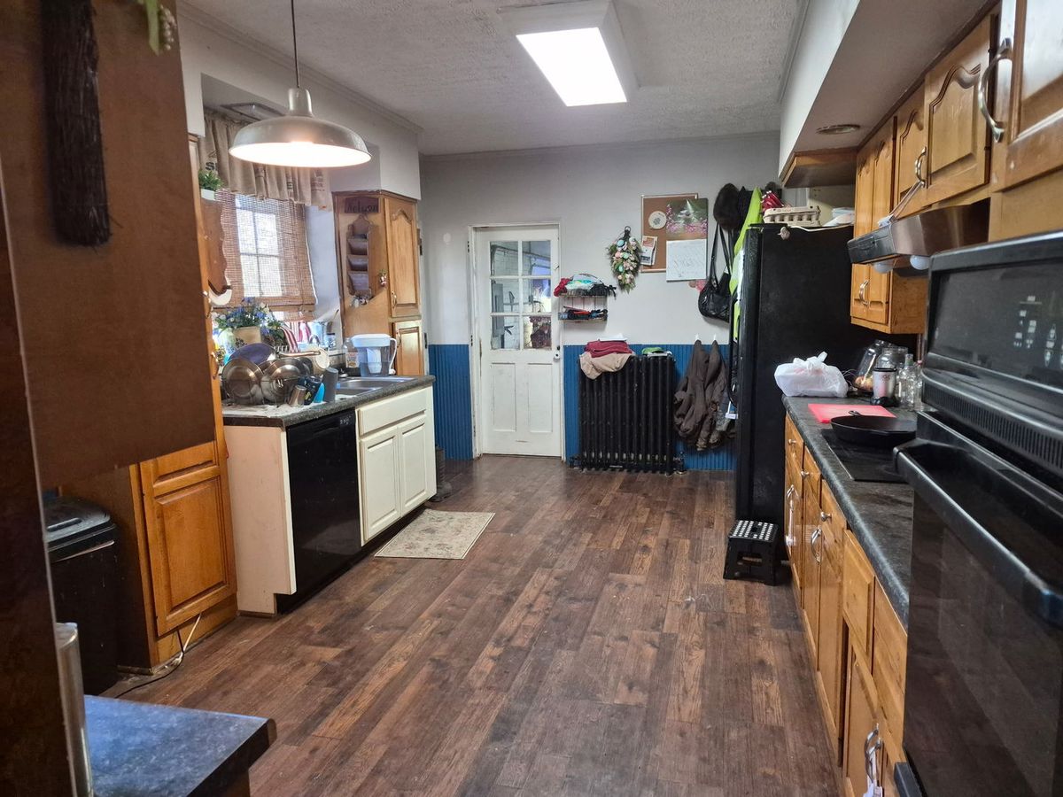 1615 N Vermilion Street, Danville, IL 61832