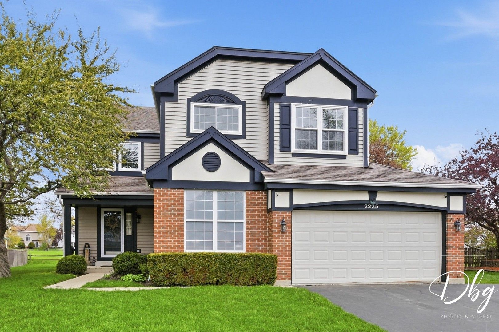 2225 N Old Pond Court — Round Lake Beach, IL 60073