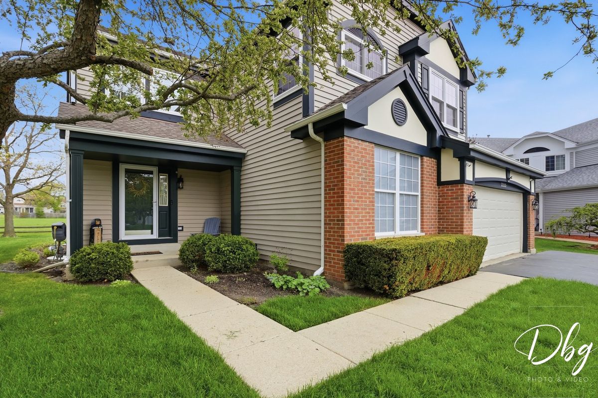 2225 N Old Pond Court, Round Lake Beach, IL 60073